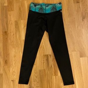 Koral black leggings